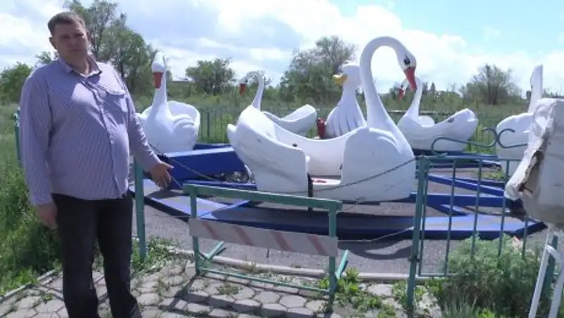 Акимат Шахтинска обязали выплатить компенсацию за смерть девочки на карусели