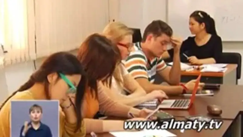 Поступающих в вузы Казахстана стало меньше на треть