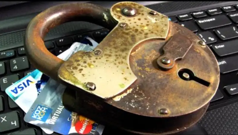 В Астане мошенники обманывали водителей такси