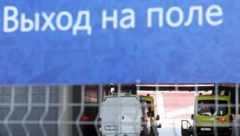 Умершим футболистом на матче в Москве оказался 17-летний парень