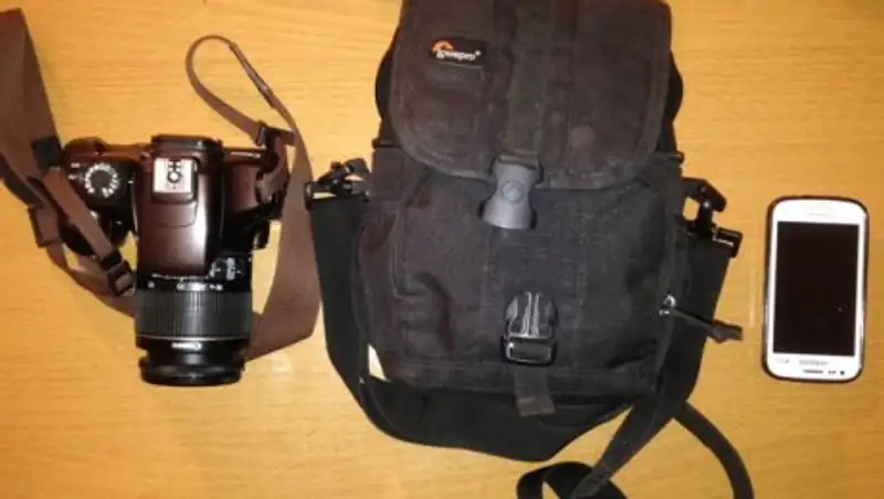 Павлодарда пластикалы&#1179; терезелер ар&#1179;ылы ба&#1171;алы заттарды &#1201;рла&#1171;ан екі адам &#1179;ол&#1171;а т&#1199;сті