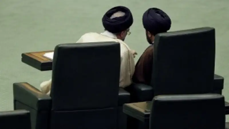 СМИ: замороженные иностранные активы Ирана составляют $100 млрд