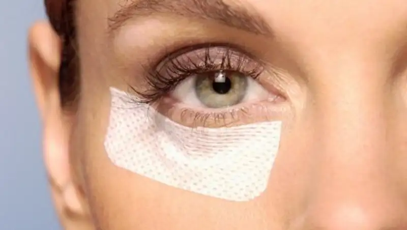 Почему под глазами появляются грыжи