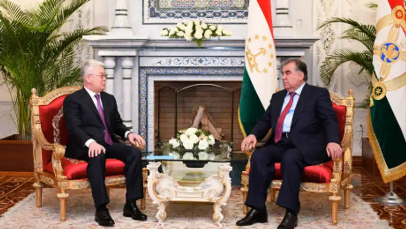 Атамкулов высоко ценит отношения между Казахстаном и Таджикистаном