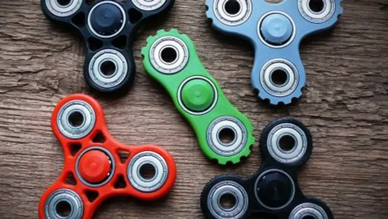 В России спиннеры заподозрили в порче детской психики