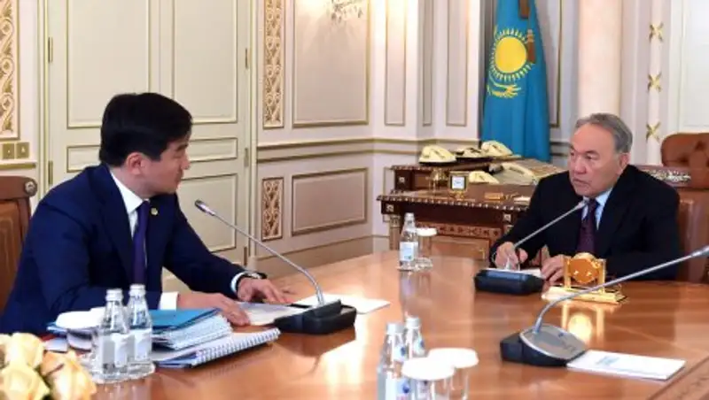 Назарбаев встретился с Байбеком