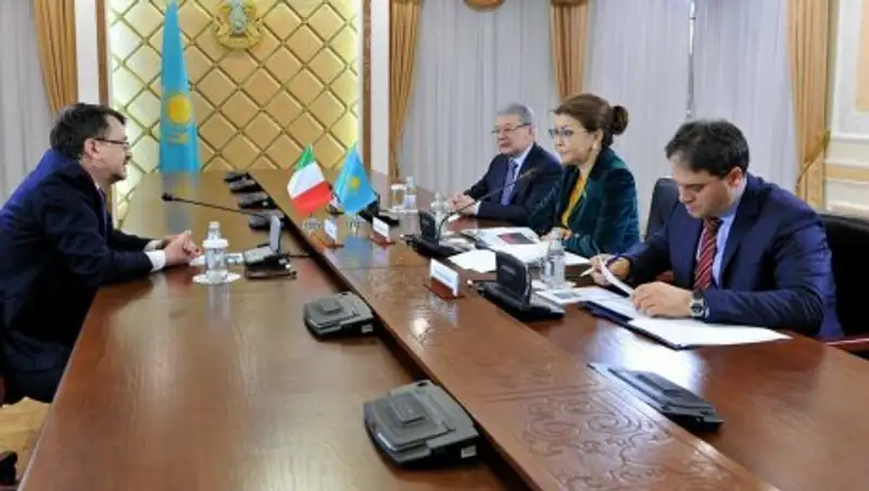 Сенатор Д. Назарбаева встретилась с послами Италии и Германии