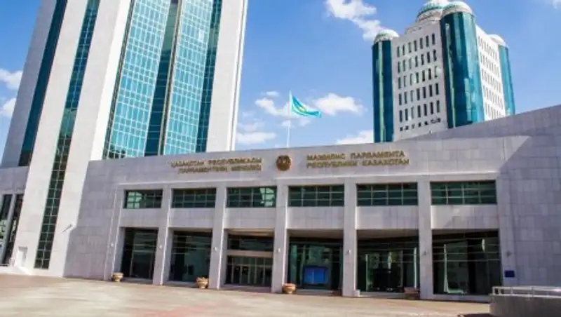 В мажилисе обсудят снижение размеров административных штрафов