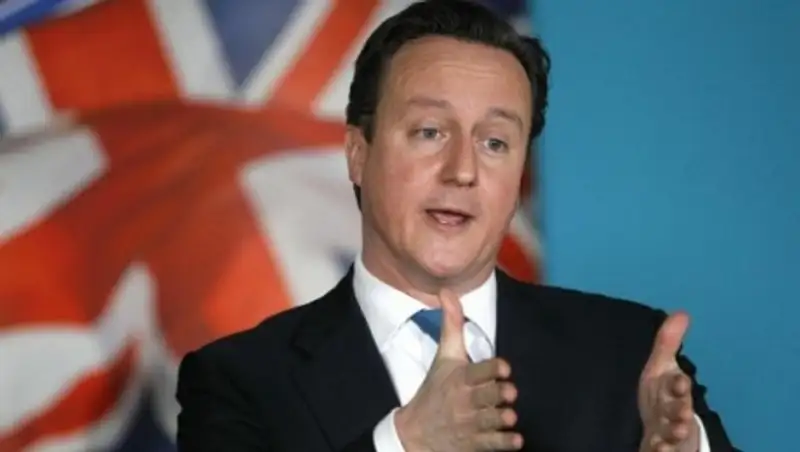 Британский премьер получил в дар от матери 200 тысяч фунтов