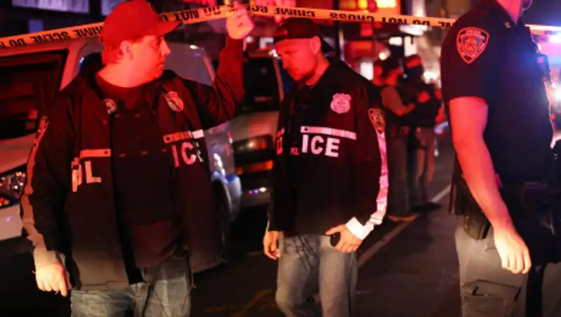 ФБР нашло признаки теракта в нападении на полицейского в Нью-Йорке