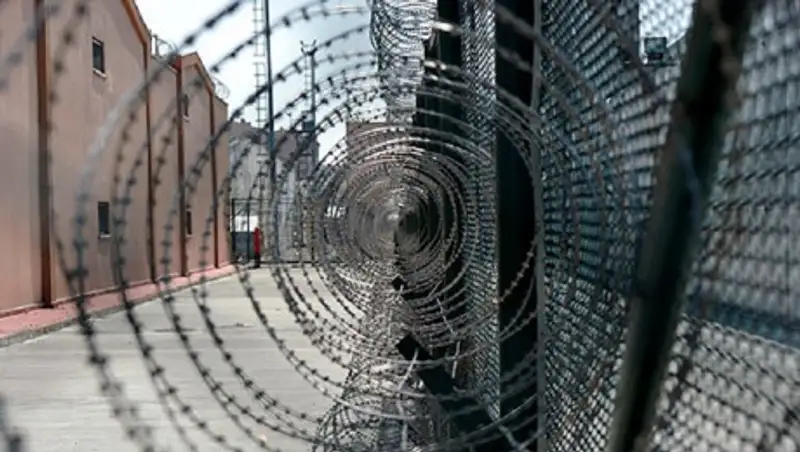 В шведских тюрьмах закончились места