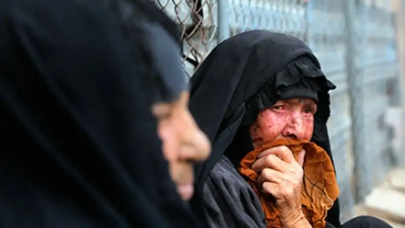 Боевики ИГ заживо сожгли 15 человек за попытку покинуть осажденную Эль-Фаллуджу