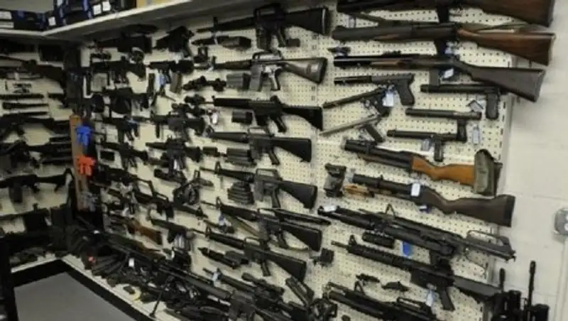 Оружейным магазинам РК предлагают обезопасить помещения от попыток захвата