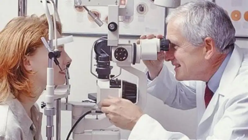 Что делать, если кожа вокруг глаз меняет цвет