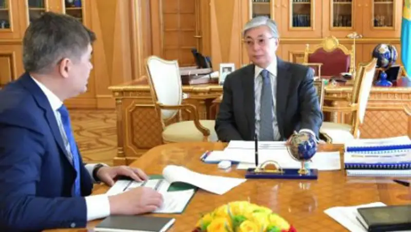 Токаев принял министра здравоохранения Казахстана
