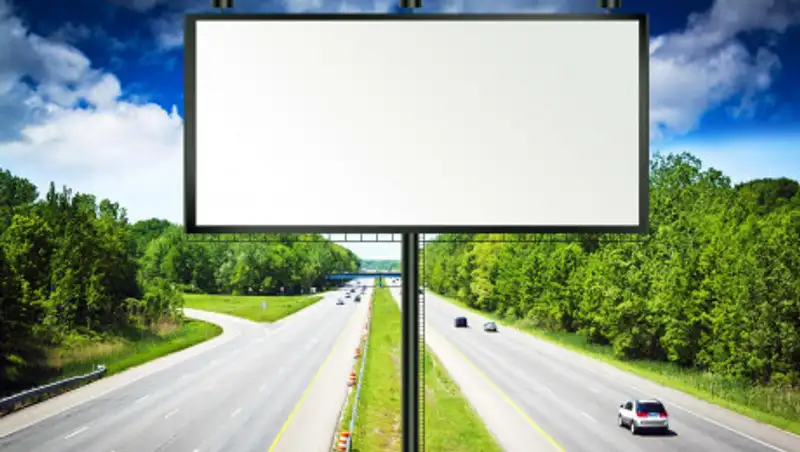 Проверяется ли реклама на билбордах перед размещением