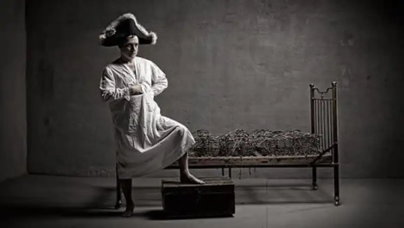 Осторожно, весеннее обострение. Как вести себя в обществе человека с нестабильной психикой