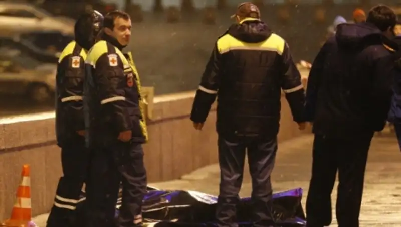 Убийство Немцова год спустя: дело раскрыто, заказчик в бегах