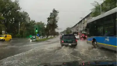 Школьник предложил Досаеву решение проблемы с подтоплениями в Алматы, фото - Новости Zakon.kz от 03.11.2022 12:19