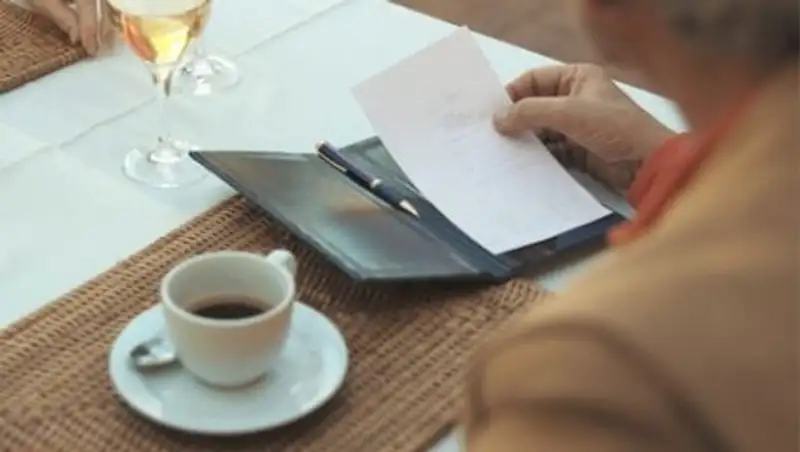 В Астане осудили мужчину за отказ оплатить счет в ресторане