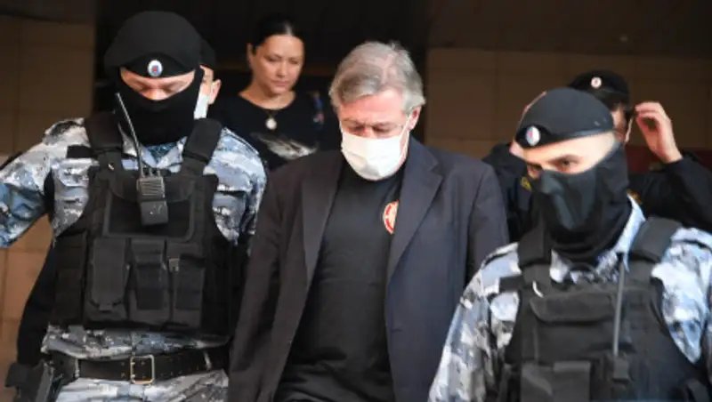 Издеваться над ним там не будут – бывший заключенный о СИЗО, куда отправили Ефремова