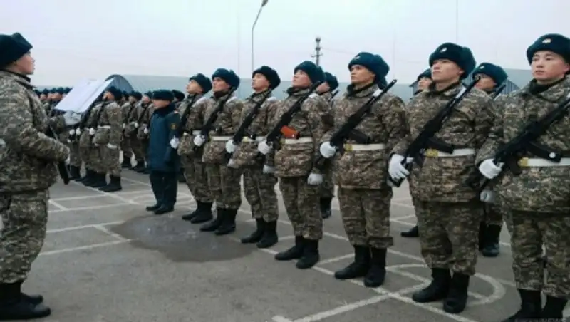 100 мыңға жуық азамат әскери тіркеуге алынды