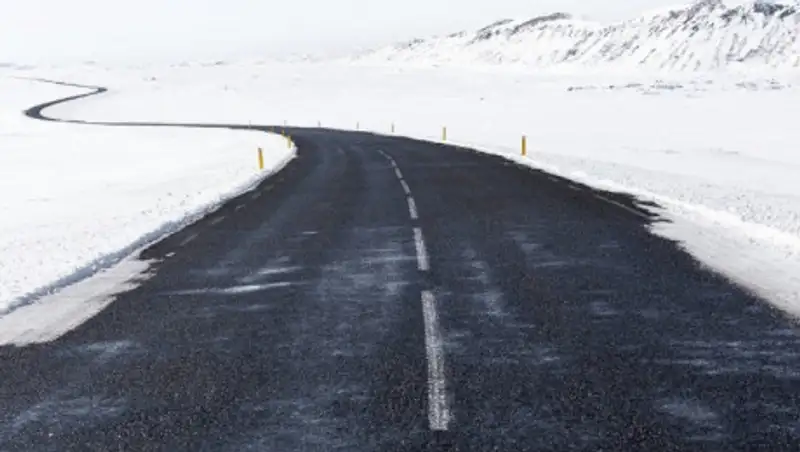 49 участков трасс закрыты в Казахстане