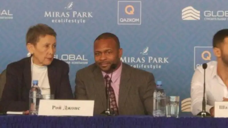 Рой Джонс: Джейкобс хороший боксер, но не настолько, чтобы одолеть Головкина