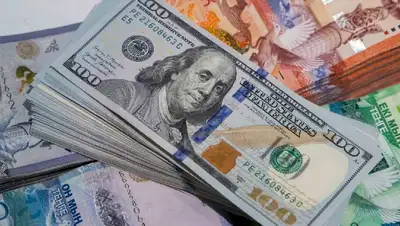 тенге, фото - Новости Zakon.kz от 15.07.2022 10:20