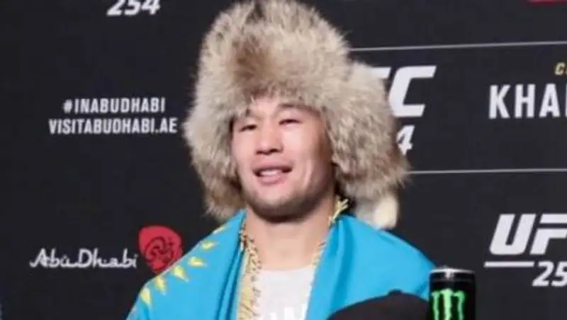 Победа казахстанца попала в топ-10 лучших дебютов в UFC за 2020 год