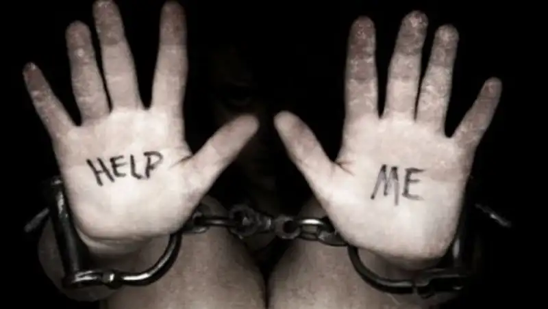 Подросток рассказал матери о рабстве в Алматы: Подвешивали за ноги и били