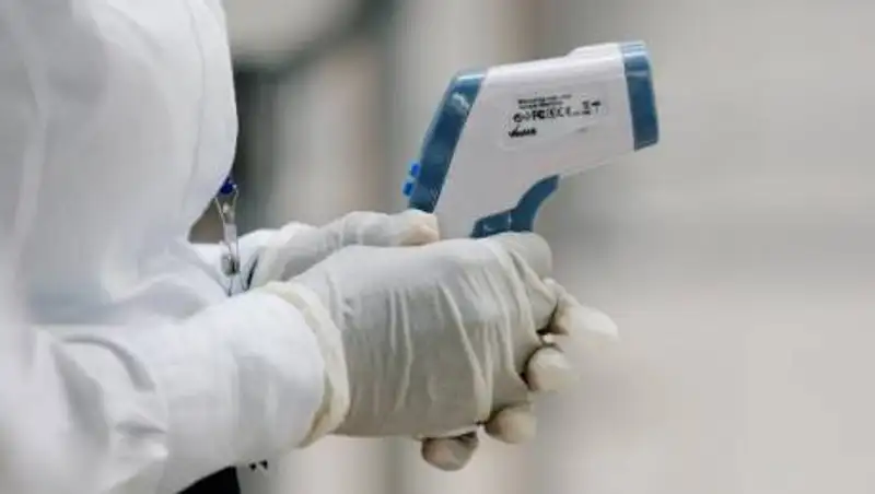 Еще 10 казахстанцев скончались от КВИ и пневмонии