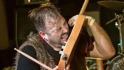 боль и музыка, фото - Новости Zakon.kz от 26.10.2023 10:02