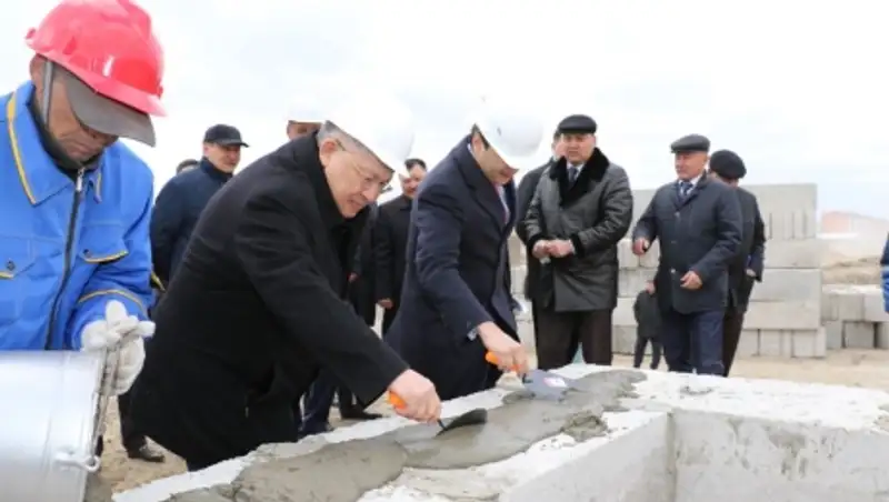При поддержке холдинга «Байтерек» в Кызылорде началось строительство 12 арендных домов в рамках ГЧП