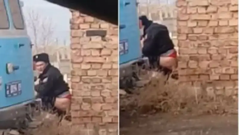 Красные трусы справляющего нужду полицейского взорвали Казнет