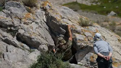 исследование пещеры Коныр-Аулие, фото - Новости Zakon.kz от 25.08.2023 14:22