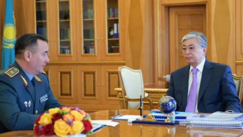 Токаев поручил повысить уровень воинской дисциплины