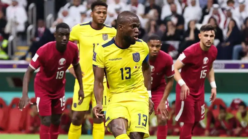 Катар проиграл Эквадору в матче открытия ЧМ-2022