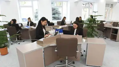 изменились правила выплаты компенсации студентам за проезд , фото - Новости Zakon.kz от 12.04.2023 14:15