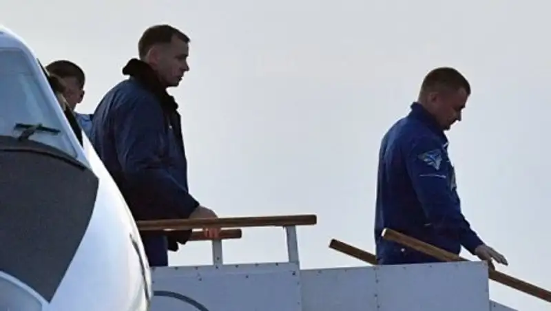 Экипаж аварийного "Союза" вернулся в Москву