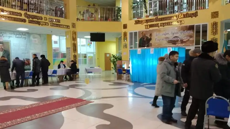537 избирательных участков открыли свои двери в Восточном Казахстане, фото - Новости Zakon.kz от 20.11.2022 07:34