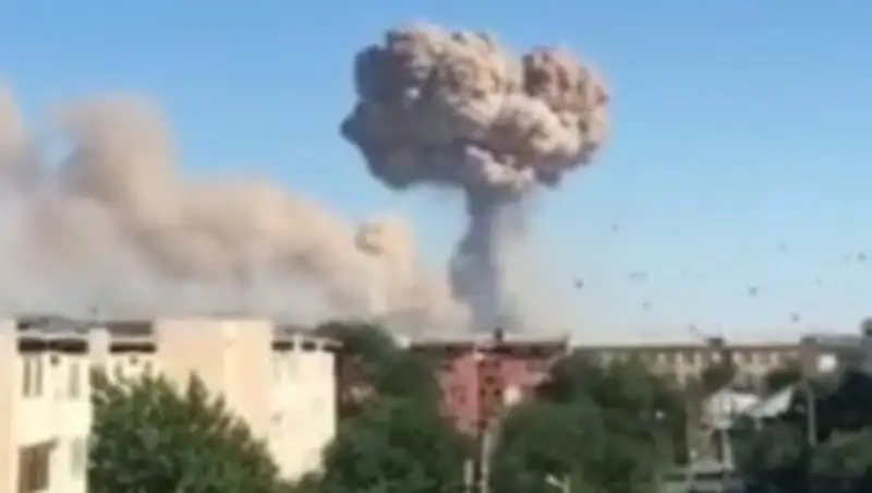 Министр обороны попросил жителей Арыси пока не возвращаться в дома