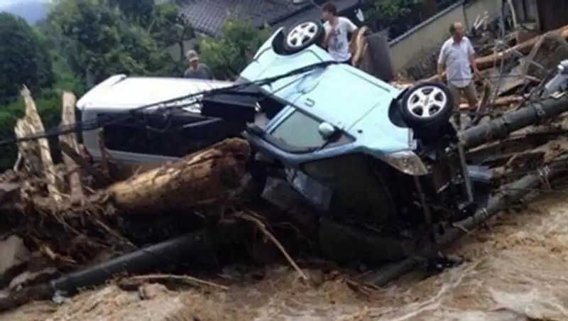 Жертвами оползня в Японии стали не менее 18 человек