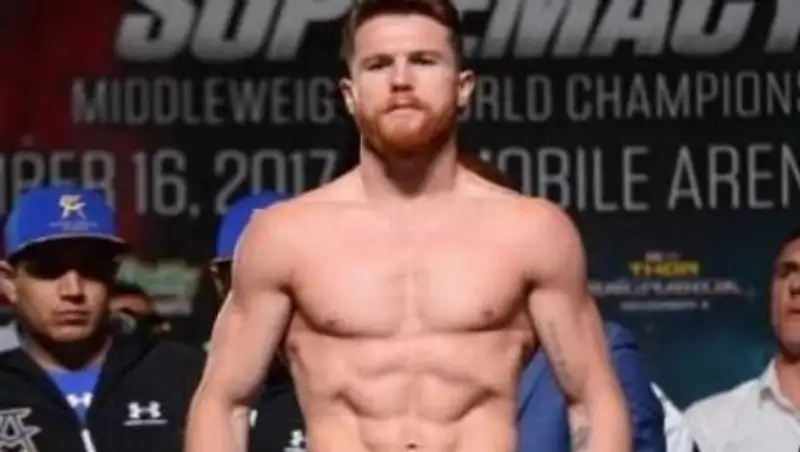 Канело сообщил, до скольки лет будет выступать на ринге