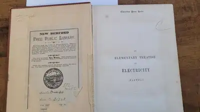 старая книга, фото - Новости Zakon.kz от 03.07.2023 13:37