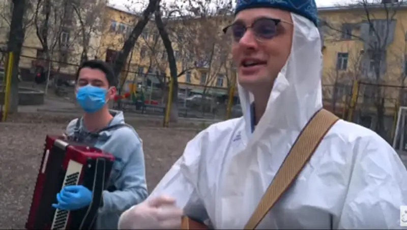 "Закупил до декабря два вагона гречки". Акыныч поздравил казахстанцев с Наурызом