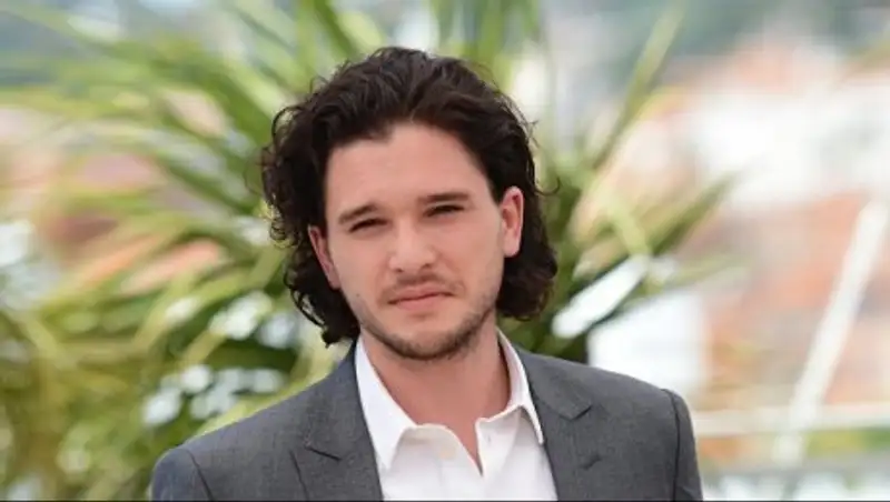 Звезду "Игры престолов" выставили из бара в Нью-Йорке за пьяный дебош