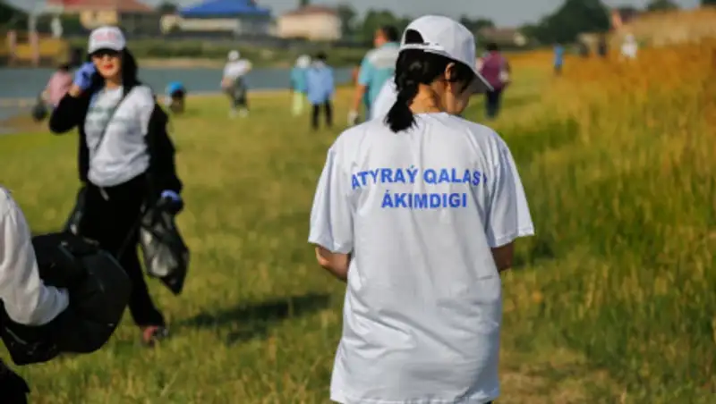 Жители Атырау приняли участие в экологической акции #birge# TazaQazaqstan
