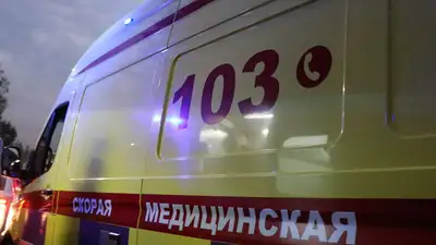 Житель Лисаковска выпрыгнул из окна 8 этажа и погиб 