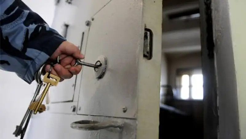 Закон о проведении амнистии принял Парламент Казахстана